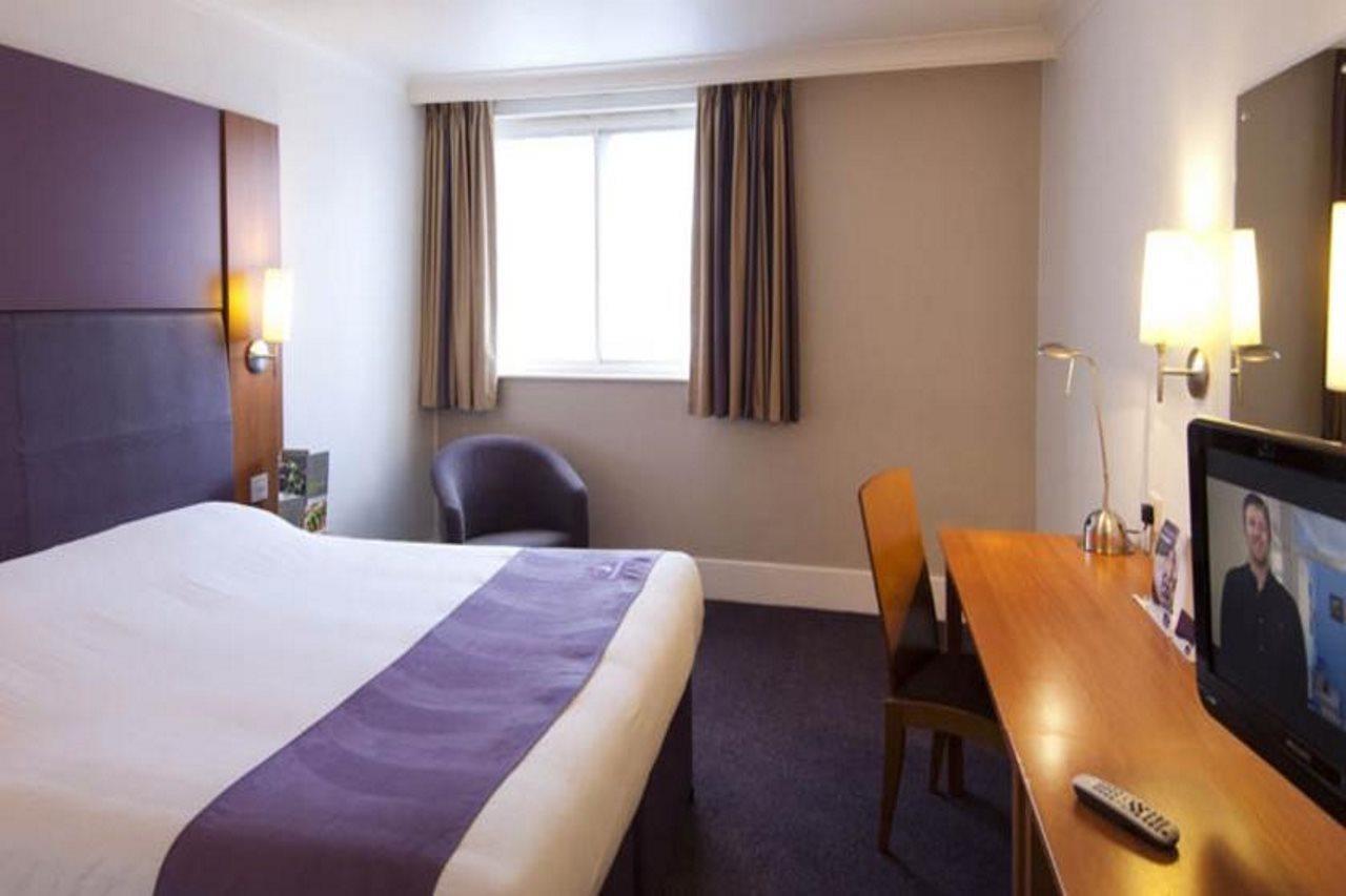 Premier Inn Колчестер Екстер'єр фото
