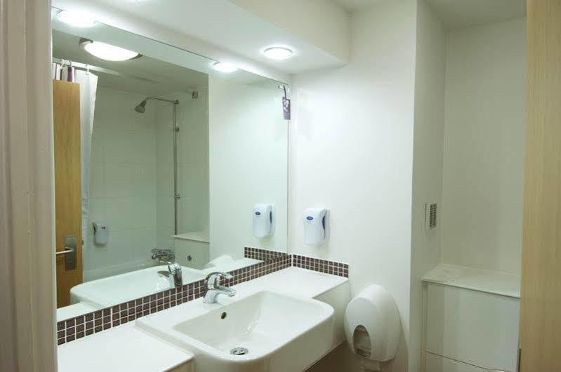 Premier Inn Колчестер Екстер'єр фото