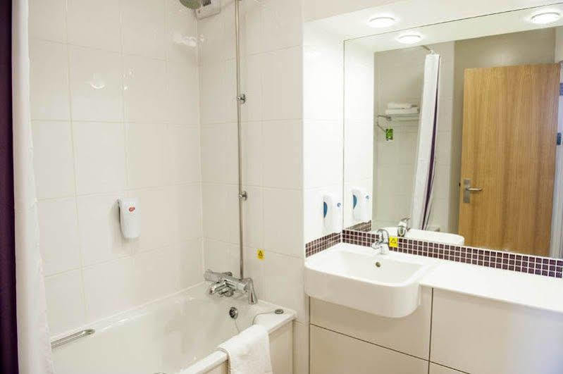 Premier Inn Колчестер Екстер'єр фото